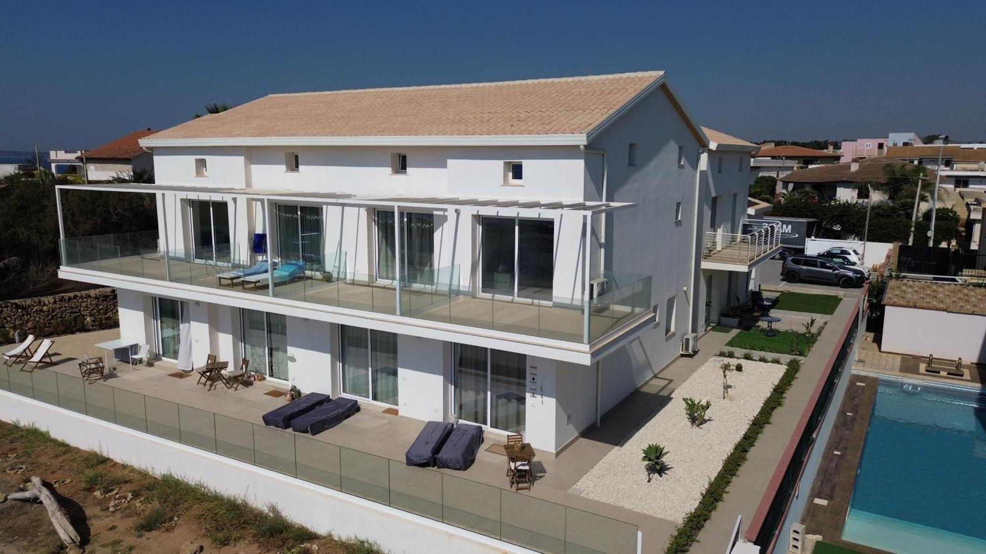 Astro Apartments With Direct Access On The Sea Of Noto Heritage Of Unesco Eksteriør billede